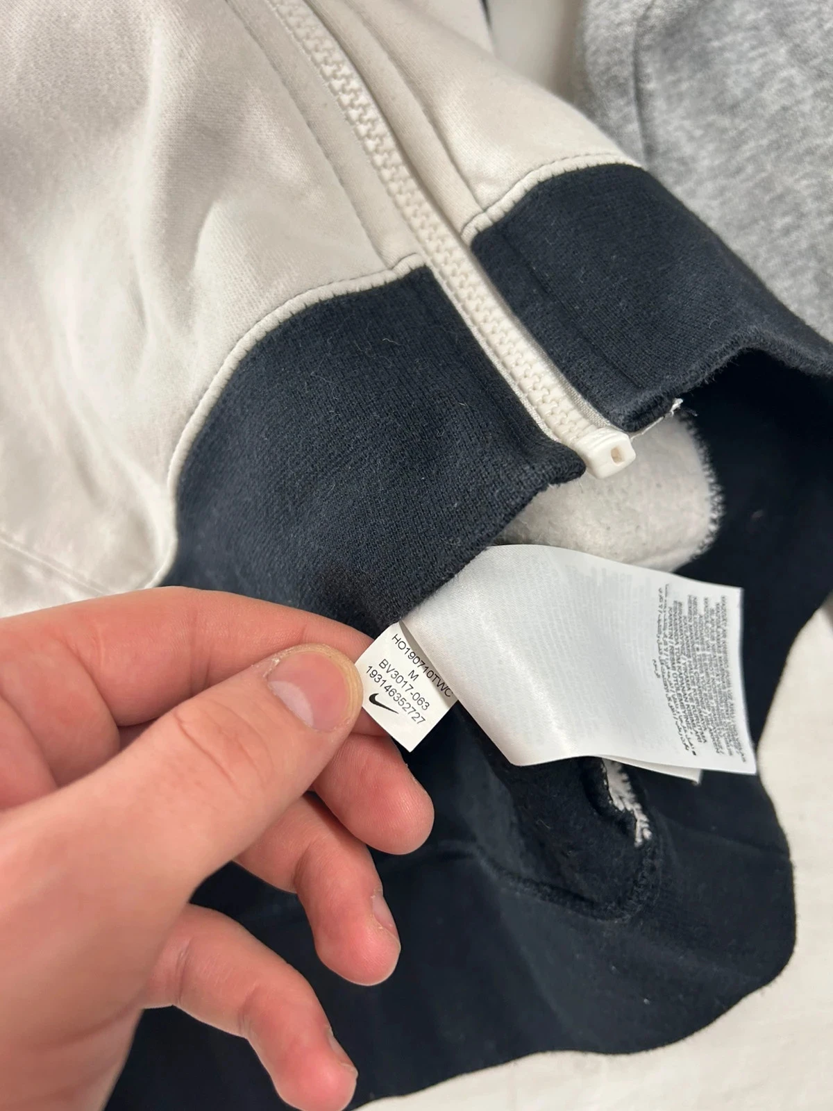 Gezicht met ritssluiting lichte Nike-jas – photo 7